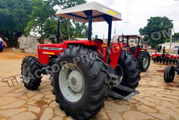 Massey Ferguson 375 4WD