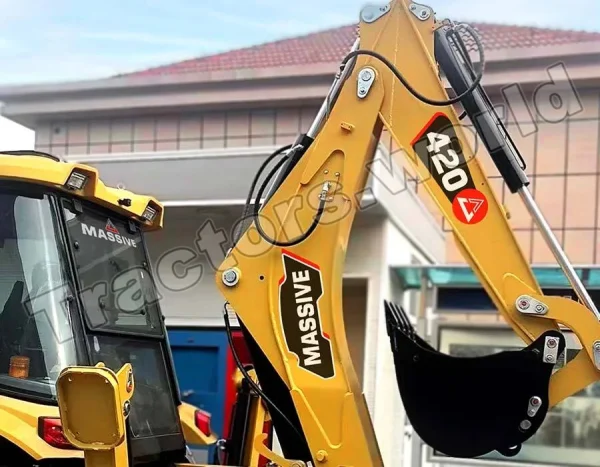 Massive 420 Backhoe loader In Togo