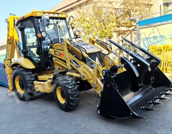 Massive 3CX (Side Shift) Backhoe Loader In Togo