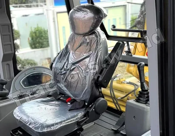 Massive 3CX (Side Shift) Backhoe Loader In Togo