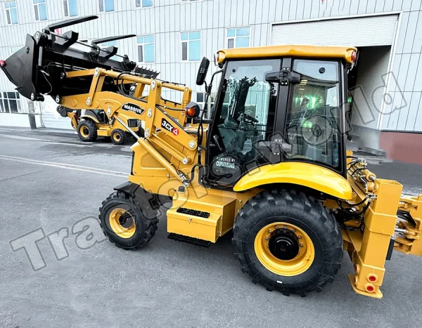 Massive 3CX Side Shift Backhoe Loader In Togo