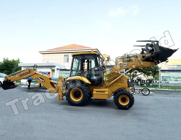 Massive 3CX Side Shift Backhoe Loader In Togo