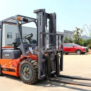 Massive CPCD35 Forklift In Togo