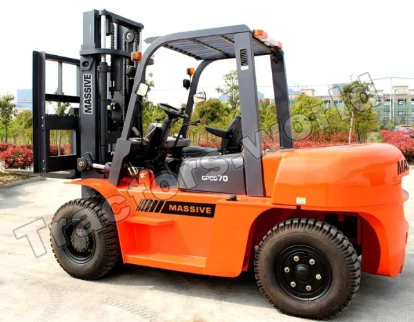Massive CPCD70 Forklift In Togo