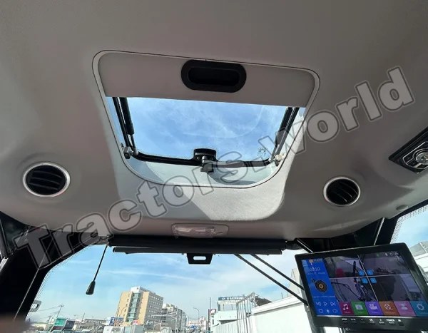 Massive MFT 4105 4WD Tractor In Togo